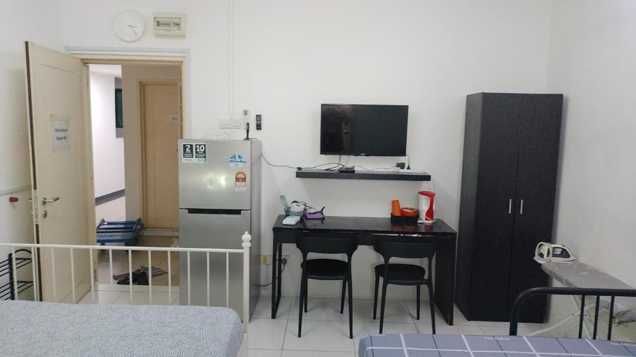 Vista Alam Serviced Apartment Near Idcc Sacc Pkns Uitm Msu Avisena シャー・アラム エクステリア 写真