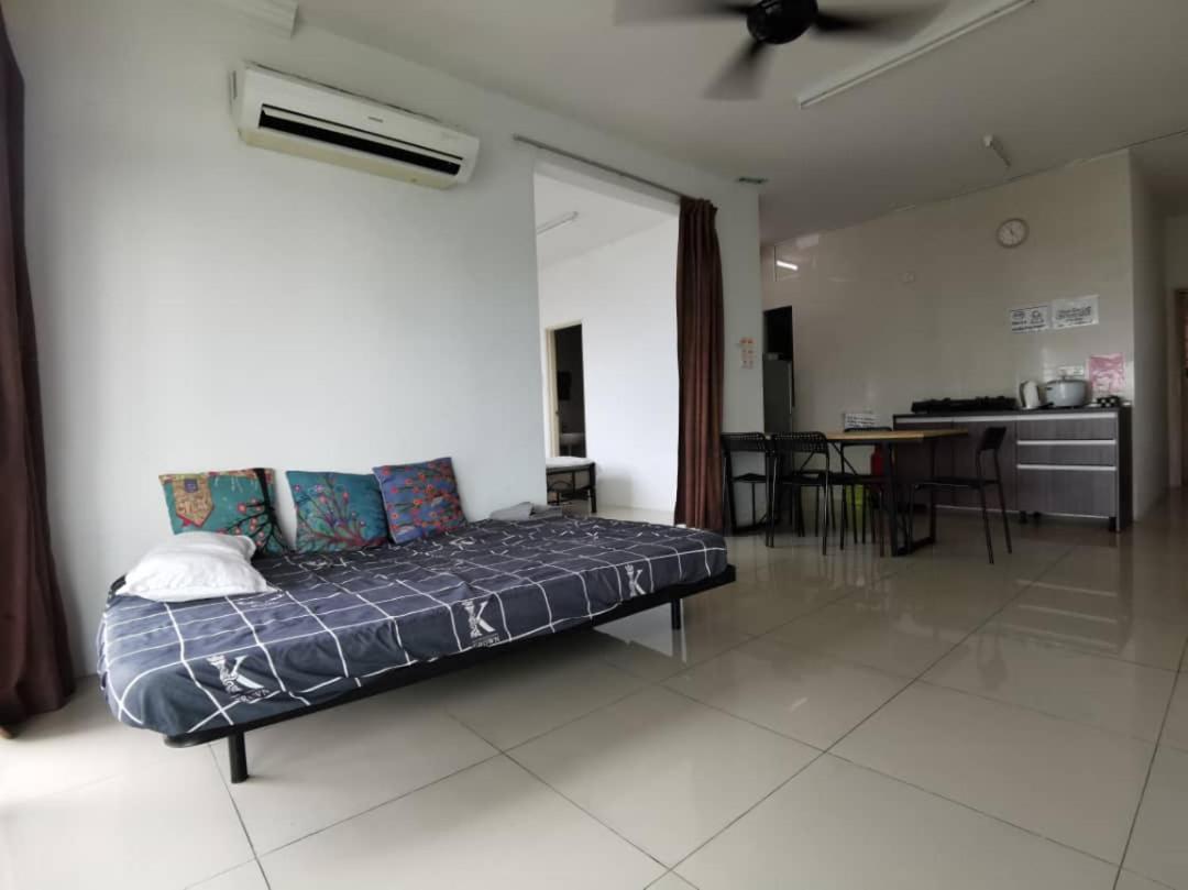 Vista Alam Serviced Apartment Near Idcc Sacc Pkns Uitm Msu Avisena シャー・アラム エクステリア 写真